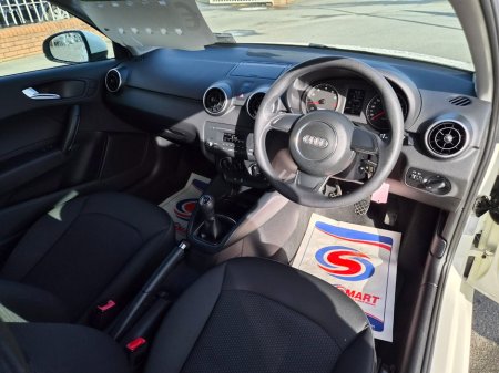 2013 Audi A1 - thumbnail 14