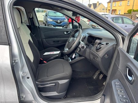 2020 Renault Captur ICONIC TCE 90BHP   PETROL 5DR €16,500 thumbnail