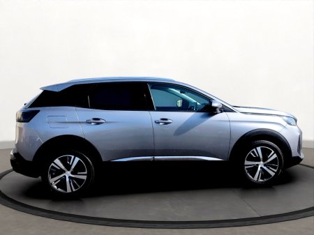 2021 Peugeot 3008 - thumbnail 9