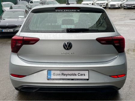 2022 Volkswagen Polo 1.0 MPI 5SPEED 80HP 5DR LOW KMS! AS NEW! €18,995 thumbnail