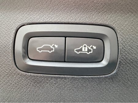 2020 Volvo XC90 ***SOLD***IMMACULATE TOP SPEC INSCRIPTION PRO T8 PHEV//MASSAGE SEATS//ADAPTIVE SUSPENSION//VERY LOW MILEAGE//SIMI AND AA DEALER thumbnail