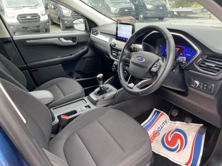 2021 Ford Kuga - thumbnail 6