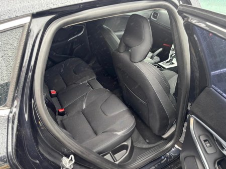 2015 Volvo V40 - thumbnail 5