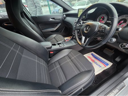 2015 Mercedes-Benz A Class A180  HALF LEATHER HEATED SEATS - REV CAMERA - HI SPEC / SYSTEM LOW ROAD TAX BAND / SIMI DEALER €14,950 thumbnail