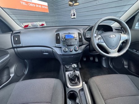 2009 Hyundai i30 - thumbnail 12