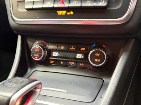 2015 Mercedes-Benz GLA Class - thumbnail 20