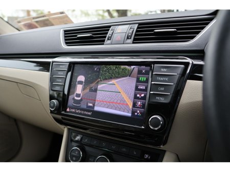 2016 Skoda Superb - thumbnail 21