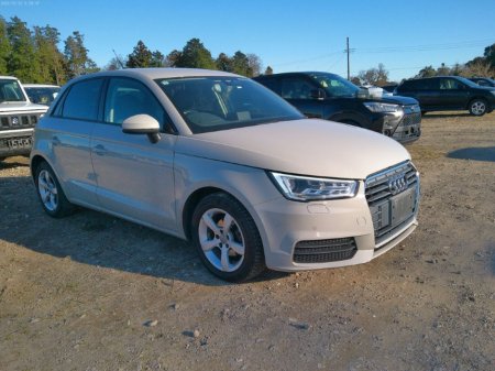 2017 Audi A1 - thumbnail 1