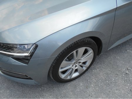 2021 Skoda Superb - thumbnail 18