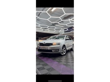 2016 Skoda Rapid 1.2TSI 110HP AMBITION €9,950 thumbnail