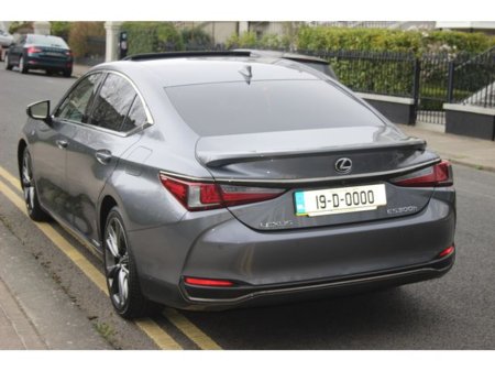 2019 Lexus ES 300 H - thumbnail 12