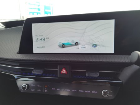 2022 Kia EV6 - thumbnail 16