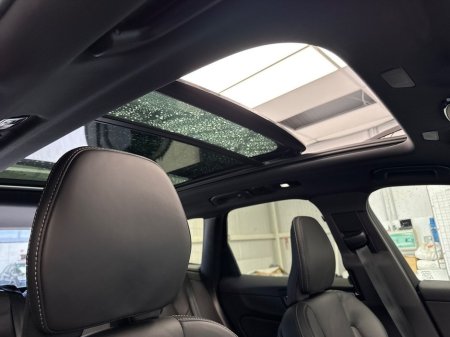 2025 Volvo XC60 - thumbnail 24