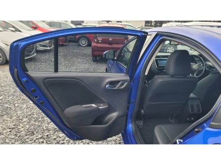 2017 Honda Grace - thumbnail 13