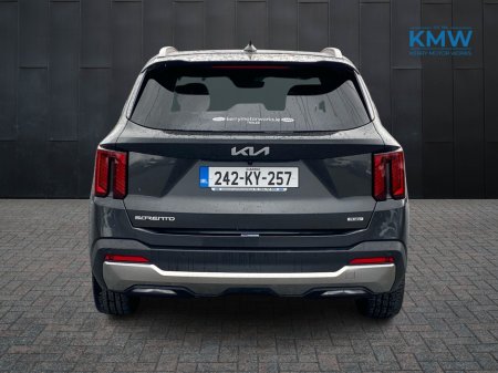 2024 Kia Sorento - photo 2