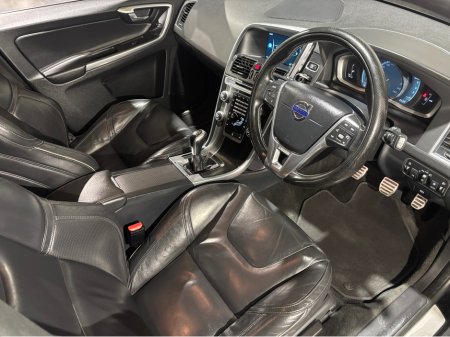 2016 Volvo XC60 - thumbnail 9