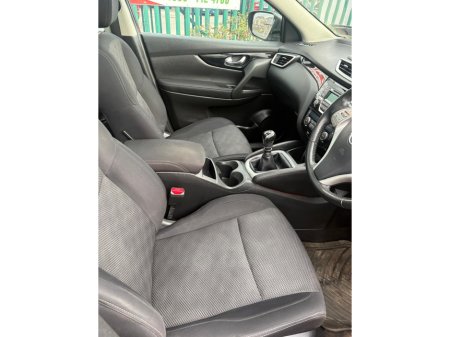 2017 Nissan Qashqai - thumbnail 6