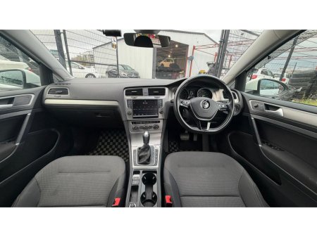 2017 Volkswagen Golf 1.2 TSI 110 bhp Comfortline €14,999 thumbnail