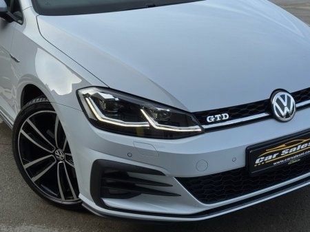 2017 Volkswagen Golf - thumbnail 6