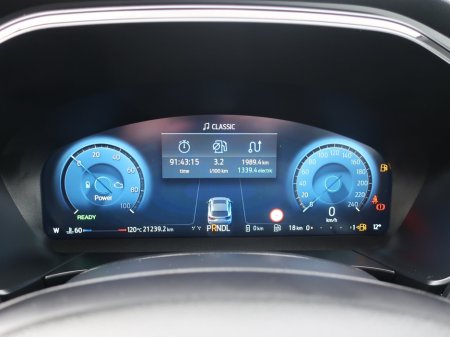 2025 Ford Kuga - thumbnail 19