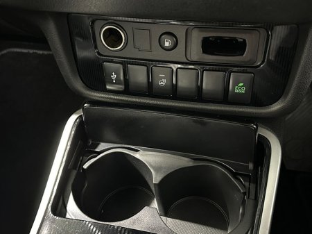 2020 Mitsubishi Outlander Instyle Plug In Hybrid €24,400 thumbnail