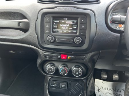 2017 Jeep Renegade 1.6 MULTIJET LONGITUDE 120PS 5DR €12,995 thumbnail