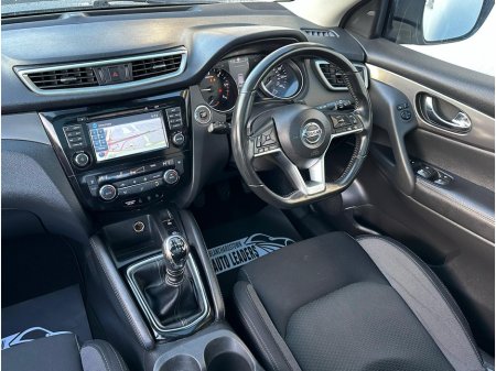 2019 Nissan Qashqai 1.5 DCI SV PREMIUM 115PS NAV SKY VIEW €14,950 thumbnail
