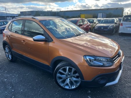 2016 Volkswagen Polo - €11,995