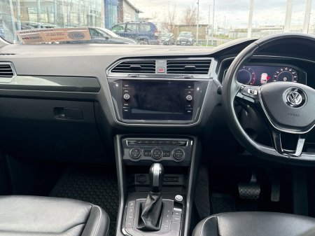 2020 Volkswagen Tiguan - thumbnail 8