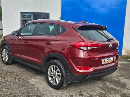 2016 Hyundai Tucson - view 3