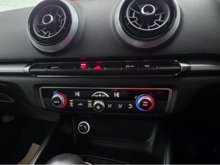 2017 Audi A3 ( 172 REG 1.4 TFSI  NAVI VIRTUAL CLOCKS ANDROID AUTO CARPLAY BLIND SPOT LANE ASSIST REAR TRAFFIC ASSIST €17,950 thumbnail