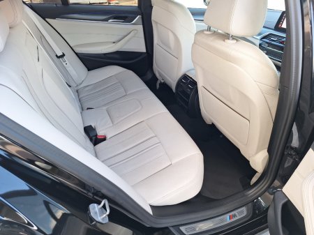 2023 BMW 5 Series - thumbnail 13