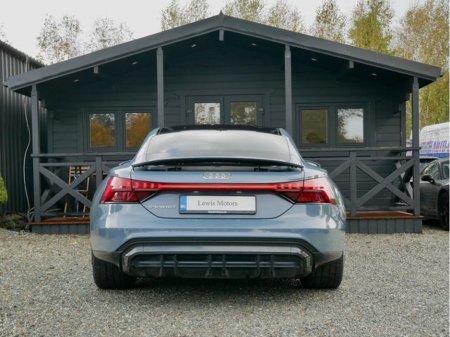 2024 Audi e-tron GT quattro - thumbnail 5