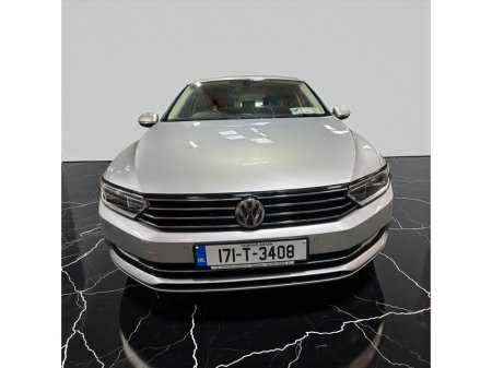 2017 Volkswagen Passat - thumbnail 17