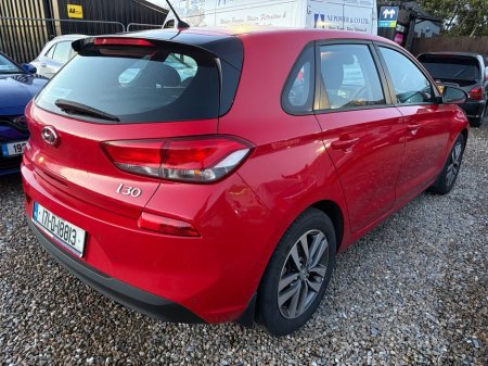 2017 Hyundai i30 - thumbnail 4