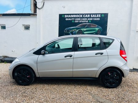 2010 Mercedes-Benz A Class - thumbnail 2