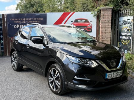 2017 Nissan Qashqai - thumbnail 1