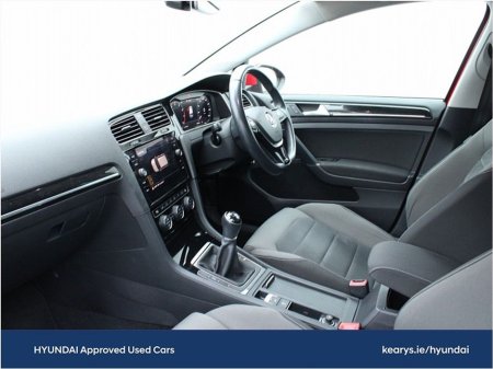 2019 Volkswagen Golf 1.0 TSI 115HP R-Line thumbnail