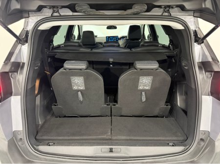 2022 Peugeot 5008 - thumbnail 11