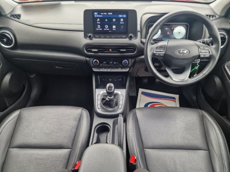 2021 Hyundai Kona Kauai Executive Plus 2tone 5DR €19,950 thumbnail