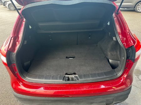 2017 Nissan Qashqai 1.5 DSL XE thumbnail