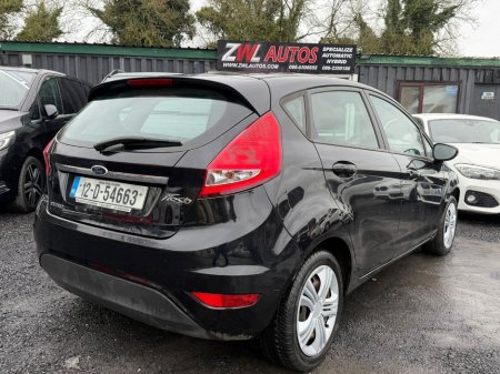 2012 Ford Fiesta - thumbnail 6