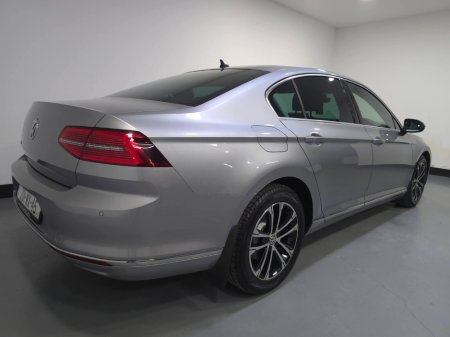 2020 Volkswagen Passat - thumbnail 5