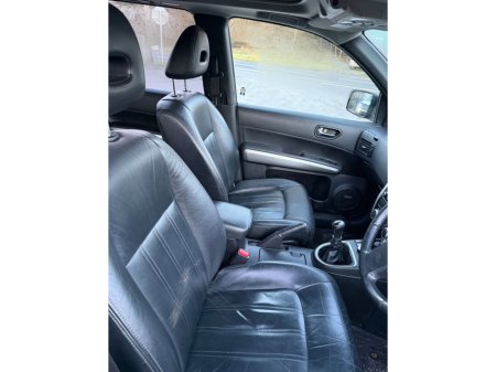 2011 Nissan X-Trail - thumbnail 9