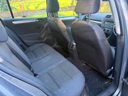 2011 Volkswagen Golf 1.6 TDi TrendLine - 5 Spd Man - 105bhp - €200 Tax €4,650 thumbnail