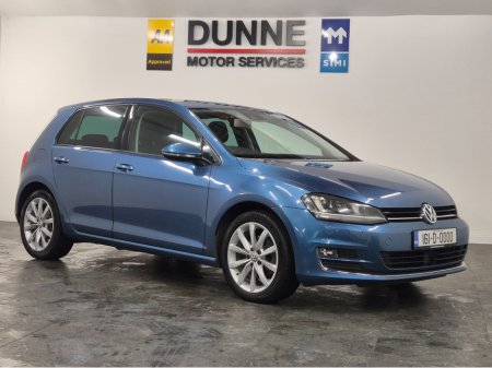 2016 Volkswagen Golf **HIGHLINE**ONLY 64000KMS**ALCANTARA SEATS*17" ALLOYS**BLIS**FOCAL INSIDE SPEAKERS*LANE ASSIST*KEYLESS ENTRY AND START**ADAPTIVE CRUISE CONTROL**DUAL ZONE CLIMATE**REVERSE CAMERA**BLUETOOTH STREAM €15,949