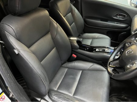 2014 Honda Vezel €14950 2014 HONDA VEZEL HYBRID Z 1.5 AUTOMATIC / CRUISE CONTROL / REVERSE CAMERA / HEATED SEATS €14,950 thumbnail