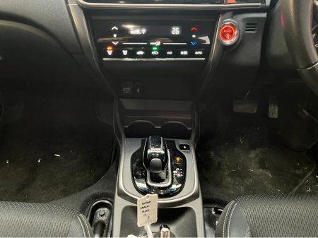 2019 Honda Grace - thumbnail 19