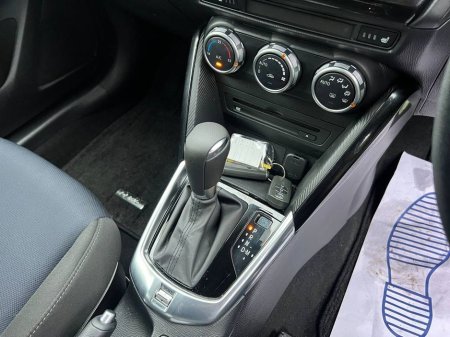 2016 Mazda Demio SKYACTIV 1.3 // SERVICE HISTORY // HEATED SEATS // BLUETOOTH MUSIC €10,950 thumbnail