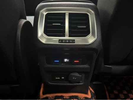 2020 Volkswagen Tiguan €27950! 2020 VOLKSWAGEN TIGUAN TDI 4MOTION CONFORT LINE 2.0 AUTOMATIC / CRUISE CONTROL / 360° PARKING CAMERA / APPLE CARPLAY AND MORE €27,950 thumbnail